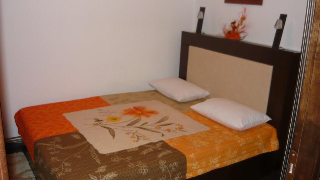 Hotel Zara Roman Oda fotoğraf