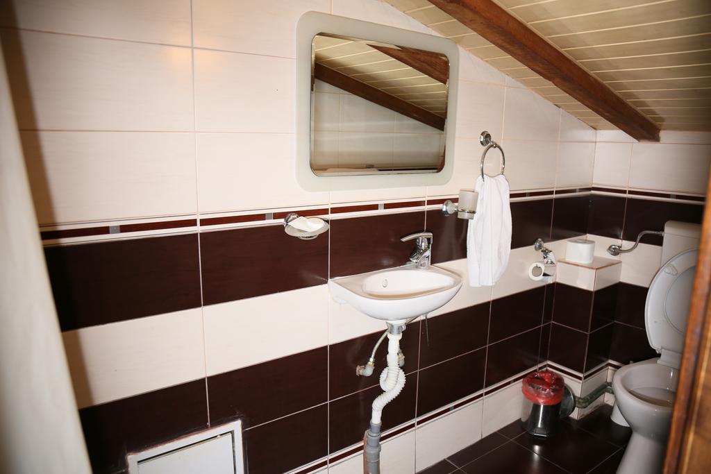 Hotel Zara Roman Dış mekan fotoğraf