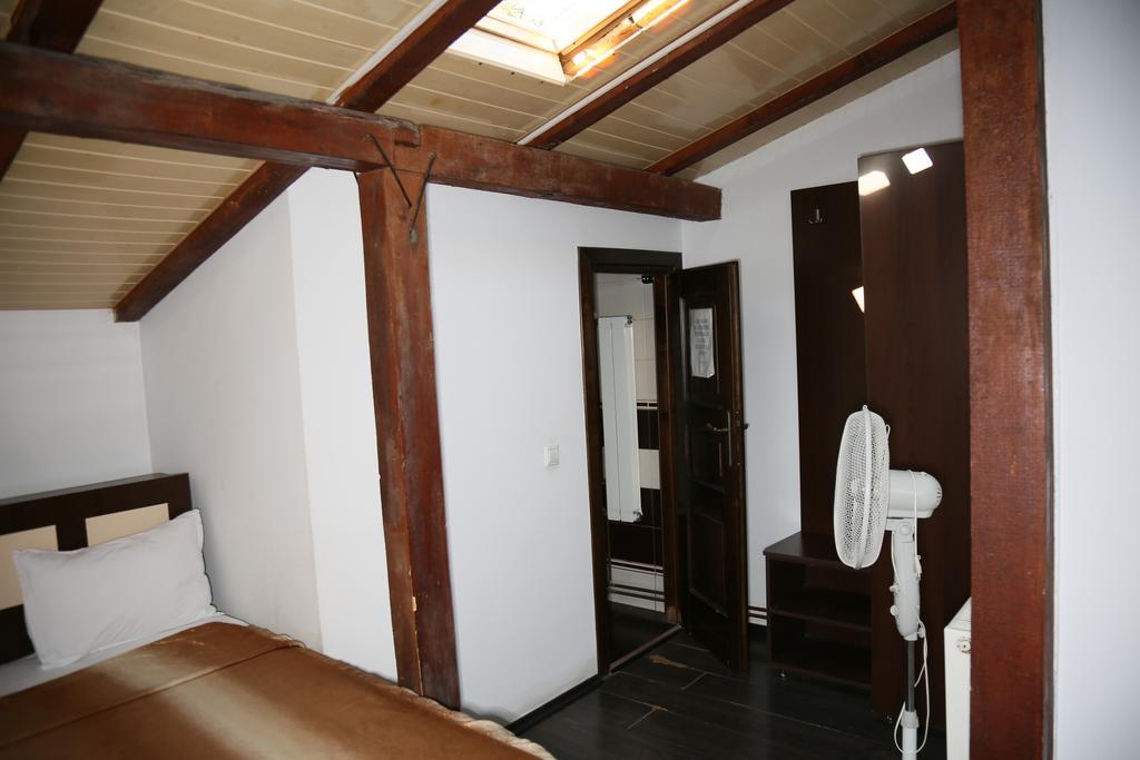 Hotel Zara Roman Dış mekan fotoğraf