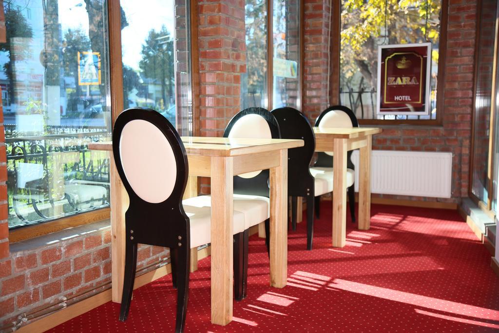 Hotel Zara Roman Dış mekan fotoğraf