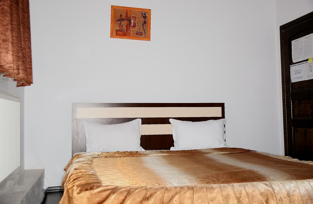 Hotel Zara Roman Dış mekan fotoğraf