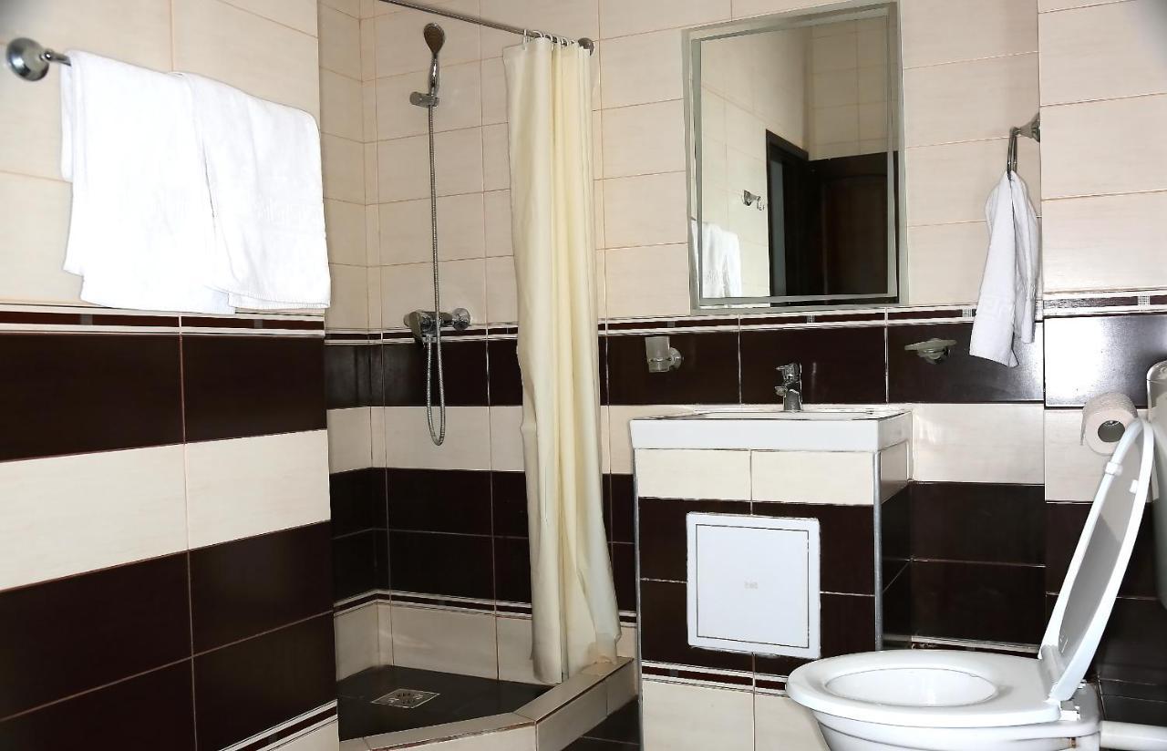 Hotel Zara Roman Dış mekan fotoğraf